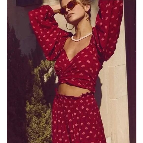 NWT Citrine Teza Collection Renee Tie Front Wrap Off Shoulder Floral Top Large - Picture 2 of 2